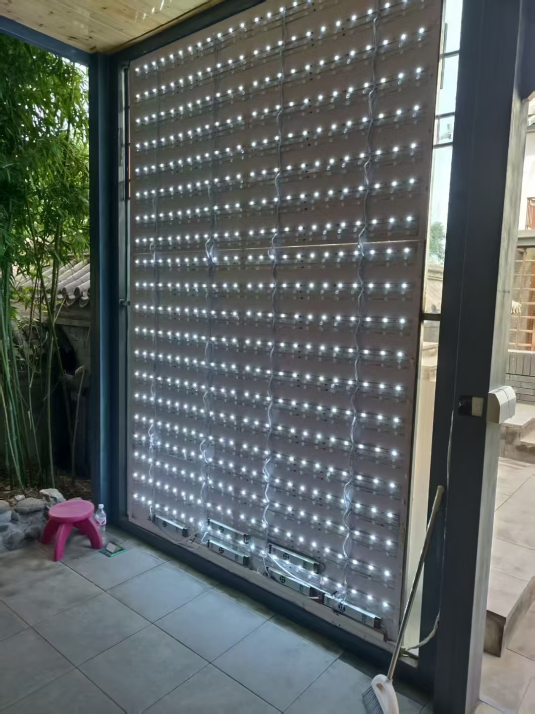 Diffuse Reflective Strip VS LED Module: The Revolutionary Upgrade of Light Box Lighting